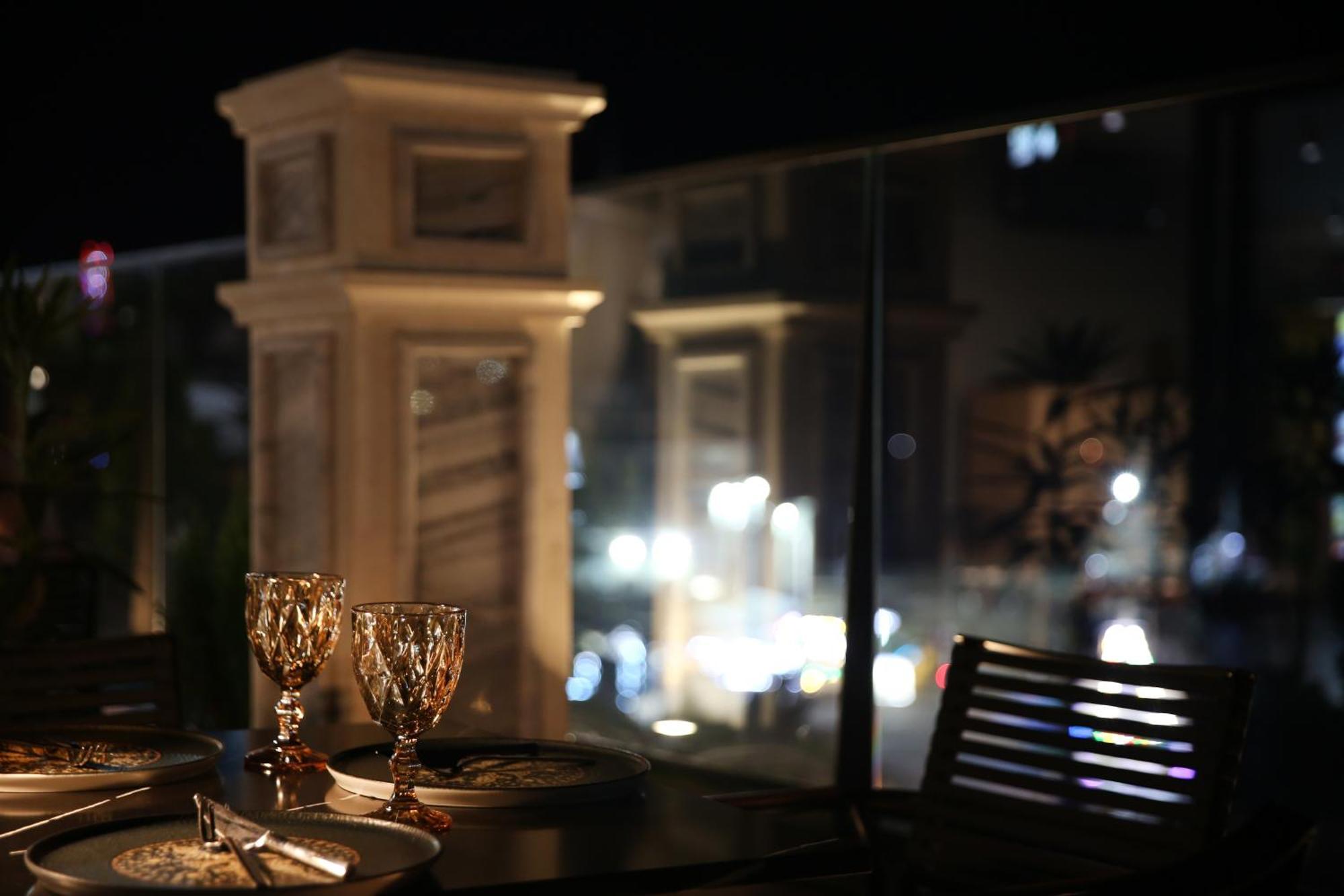 Hotel Retro Batumi Kültér fotó