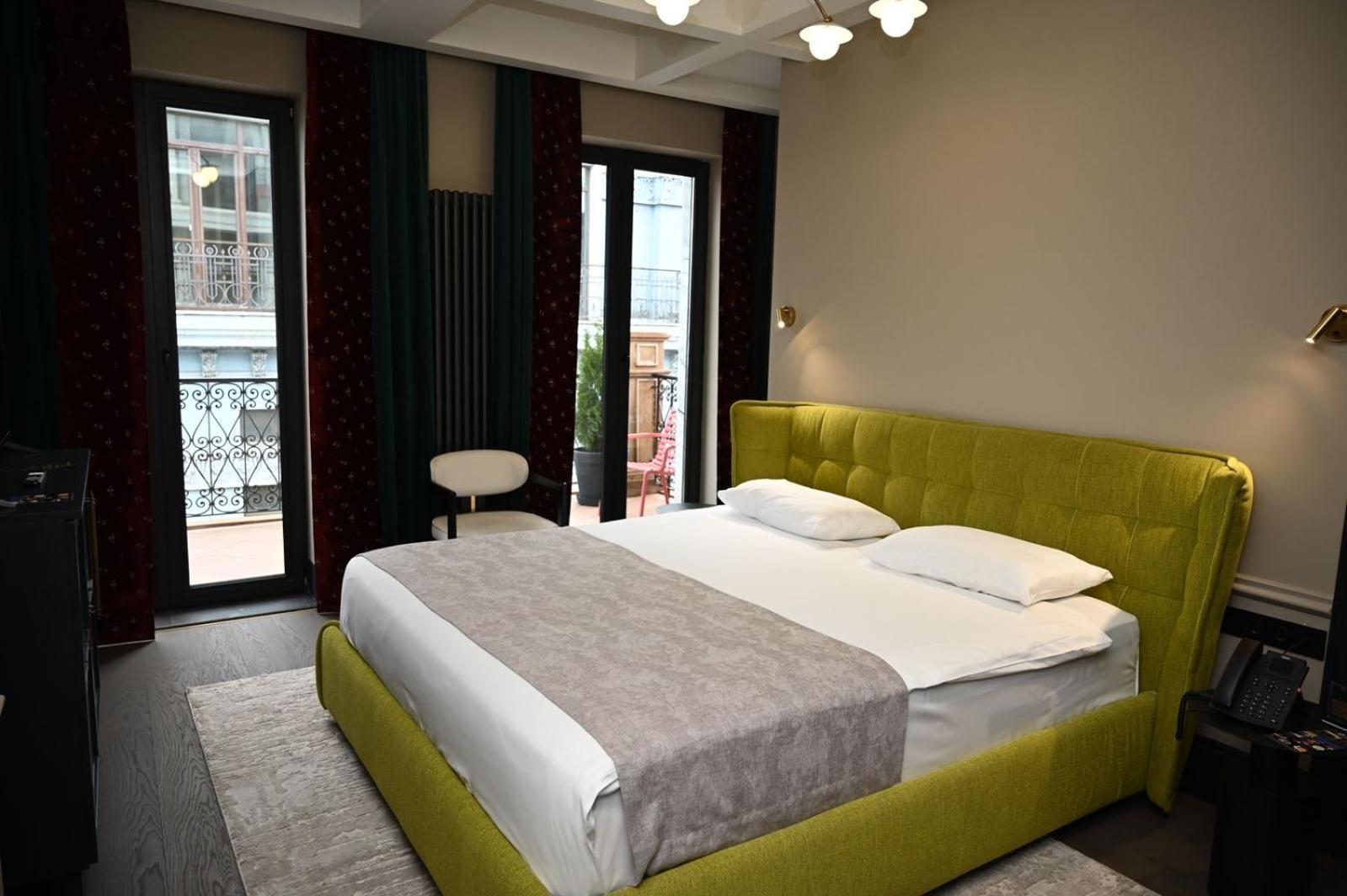 Hotel Retro Batumi Kültér fotó