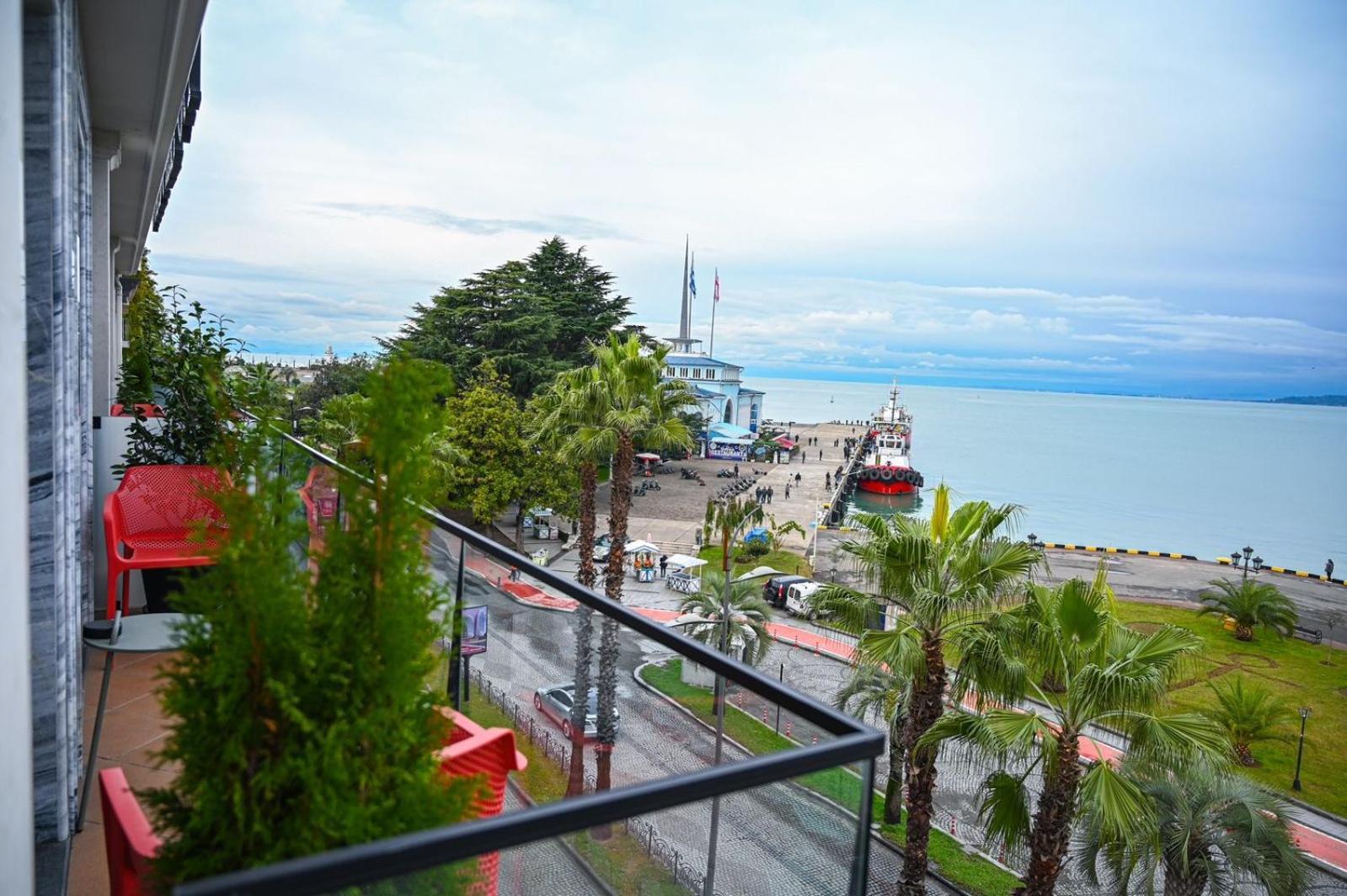 Hotel Retro Batumi Kültér fotó